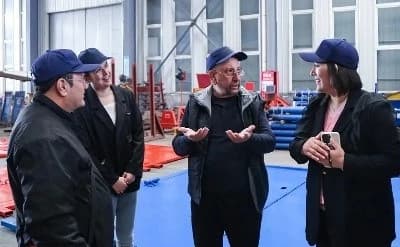 GANGYOU-RYHMÄN AMERIKKALAISTEN ASIAKKAIDEN VIERAILU